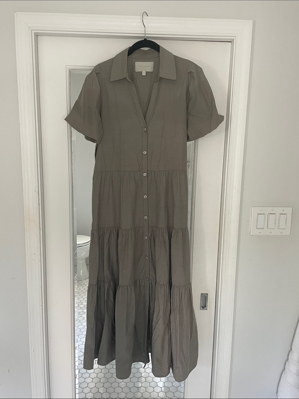 Brochure Walker Havana ankle length tiered dress with collar and puffed sleeves.